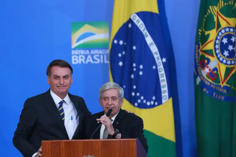 STF mantém ação penal contra Bolsonaro e ex-aliados