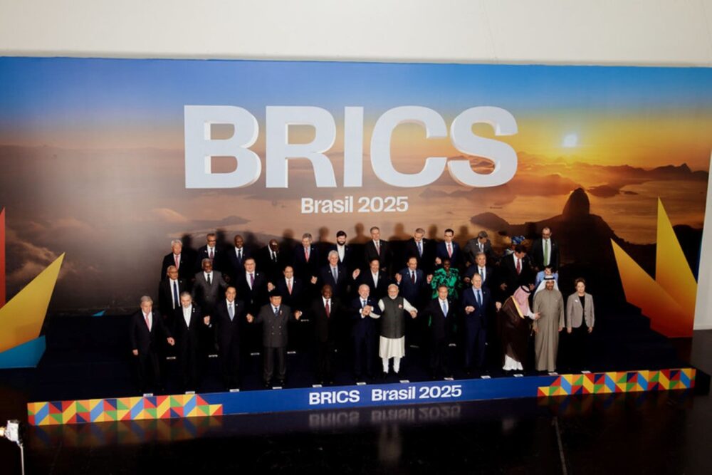 O PIB do BRICS atinge US$ 77 tri e supera o G7, diz Putin