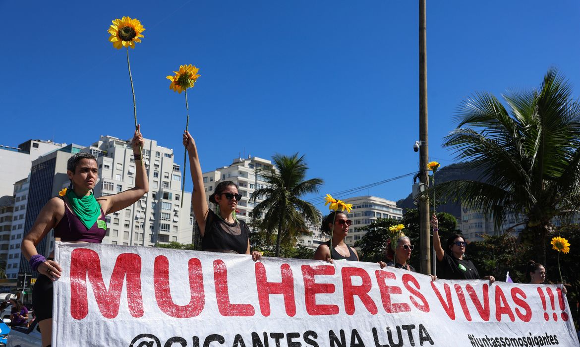 Mulheres vão às ruas pela votação do PL da Misoginia 1 Mulheres vão às ruas pela votação do PL da Misoginia