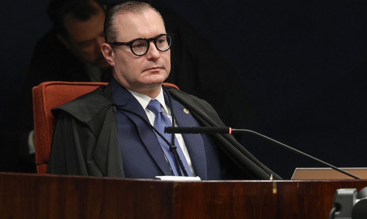 Dallagnol divulga sigilo fiscal de Zanin, que pede responsabilização 1 Dallagnol divulga sigilo fiscal de Zanin, que pede responsabilização