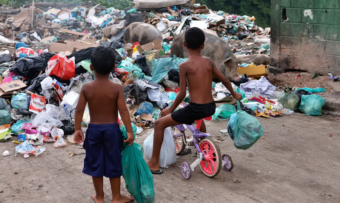 Senado aprova direito prioritário da criança a meio ambiente saudável 1 Senado aprova direito prioritário da criança a meio ambiente saudável