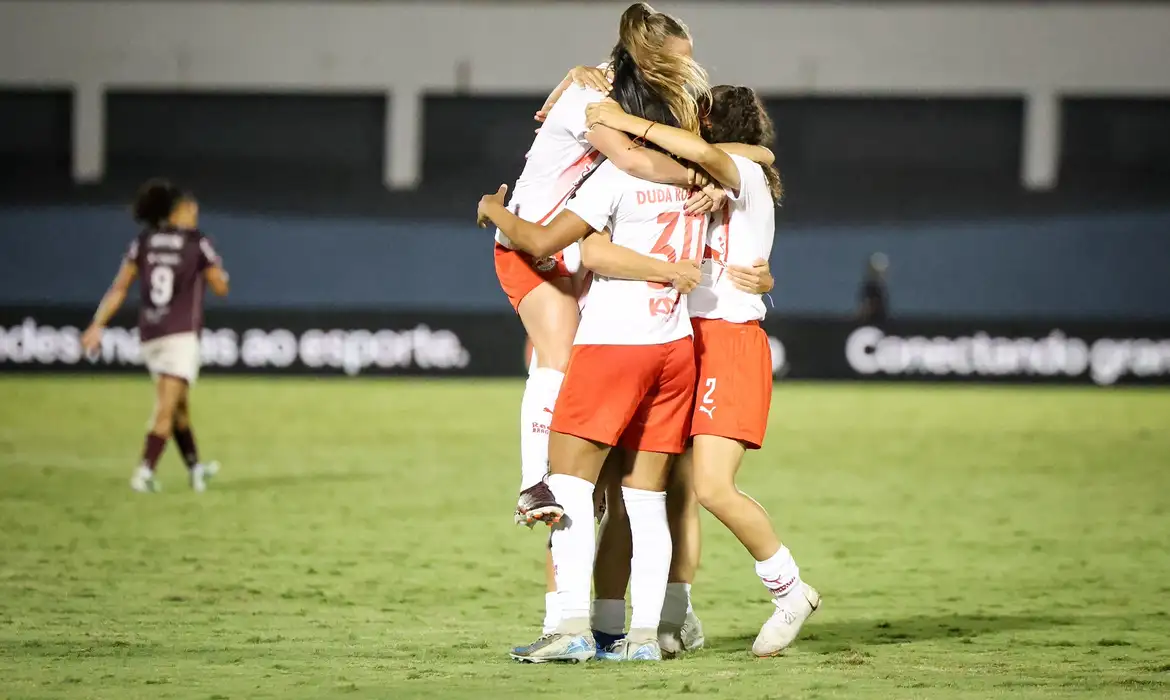 Copa do Brasil: Bragantino abre vantagem sobre Ferroviária nas quartas 1 Copa do Brasil: Bragantino abre vantagem sobre Ferroviária nas quartas